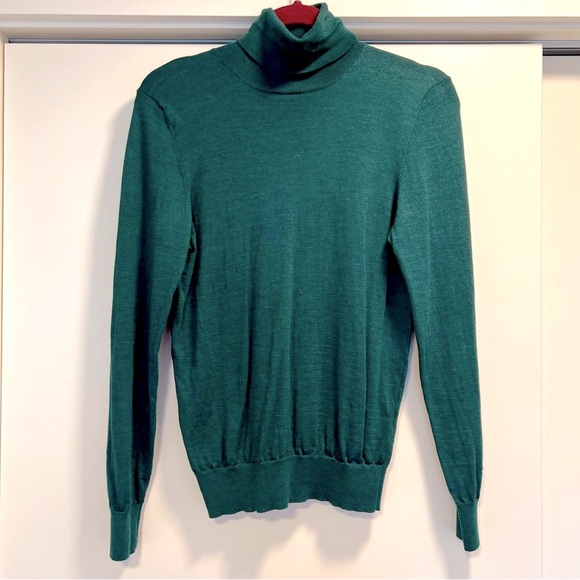 SUITSUPPLY Merino Wool Turtleneck Pullover Sweater, Emerald Green, XS - Picture 2 of 11